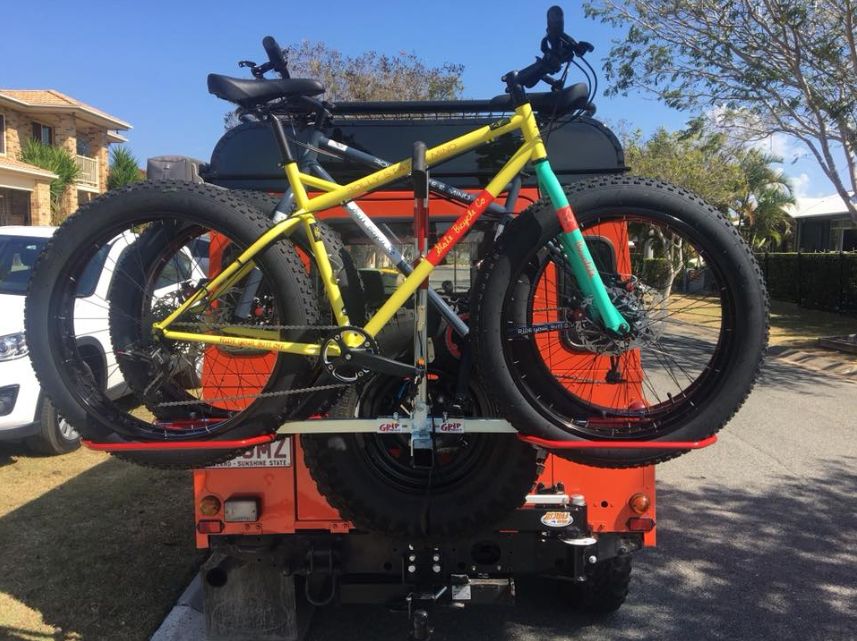 enclosed trailer bike rack