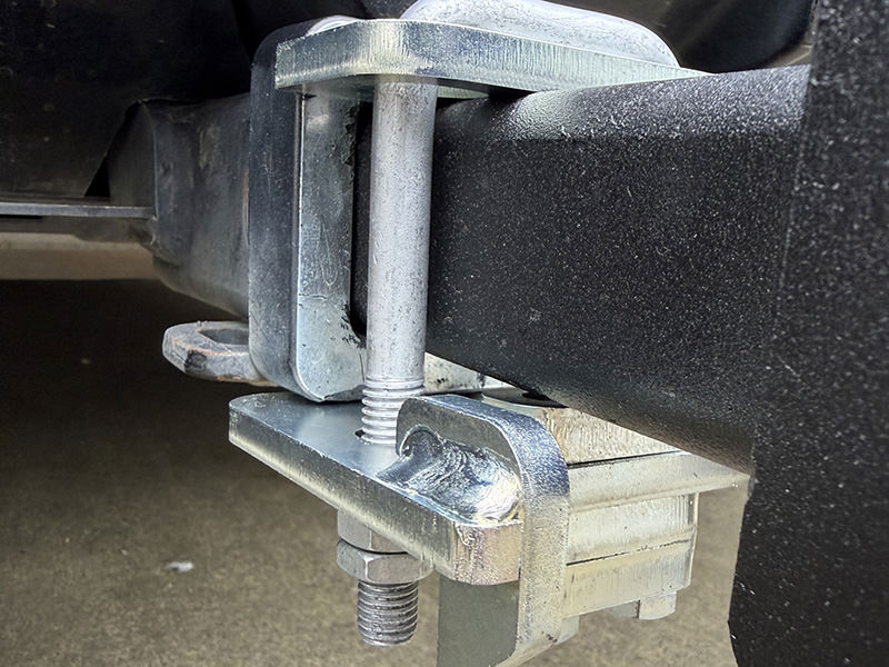 3-In-1 Hitch Clamp